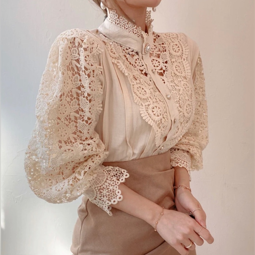 🔥🔥Petal Sleeve Blouse🔥🔥